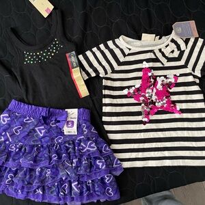 Girls' Striped Star Tee and Purple Heart Skirt Set 5